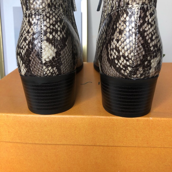 SNAKE Pewter Brown & Beige Pointed Toe Ankle Bootie Low Heel Boots Size 11 M NEW - Picture 4 of 11